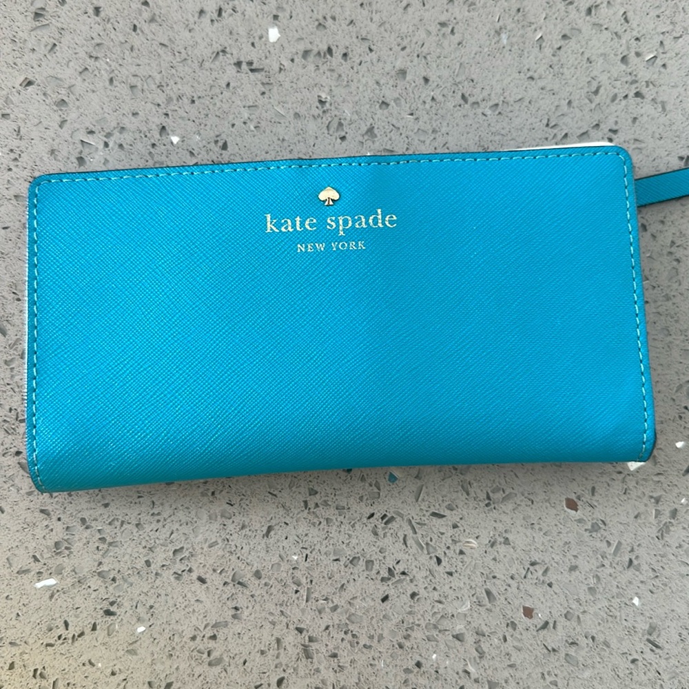 Kate Spade check book wallet 13 card slots